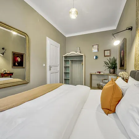 Charming 2 Bedrooms Odboru 5 * Prága